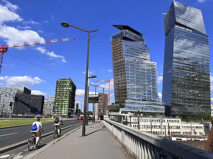 Stages de croquis urbain in situ à Paris, aquarelle urbaine